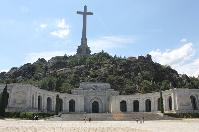 La vallée construite sur ordre de Franco.
